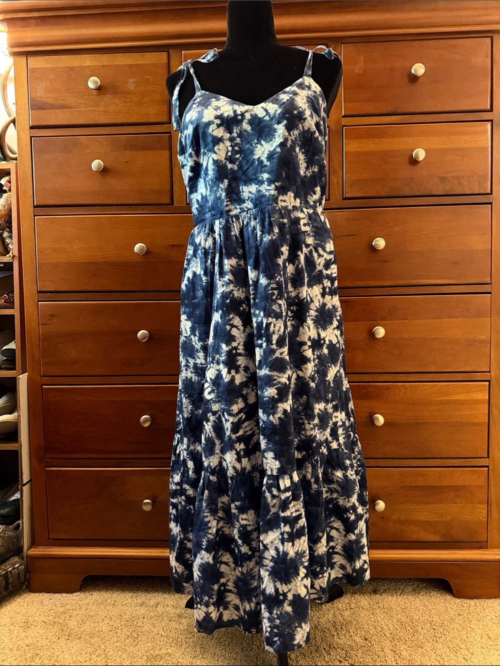 GAP Blue and White Tie-Dye Maxi Dress with Adjustable Shoulder Ties